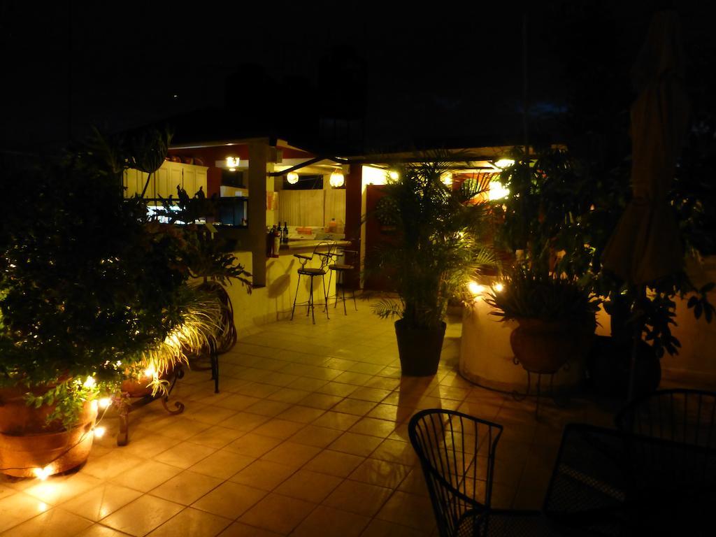 La Perla Hotel Boutique B&B Guadalajara Eksteriør billede